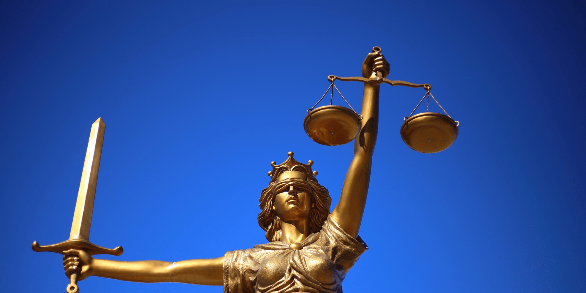 justice-2060093_1920-2